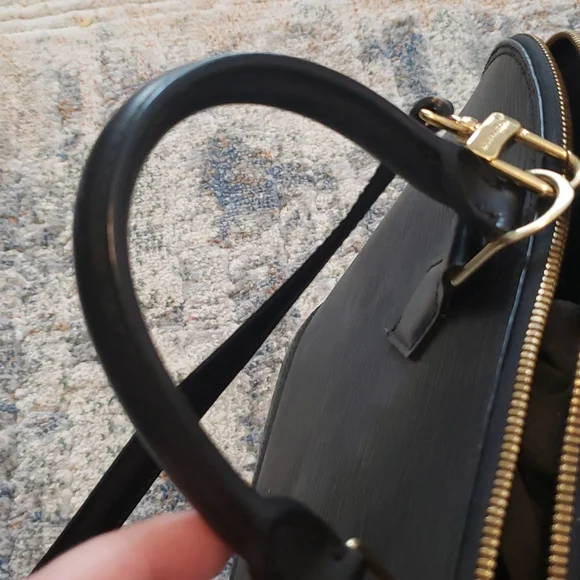 Louis Vuitton epi black alma - Picture 15 of 16